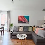 Urban Nest - Lakowa 60A